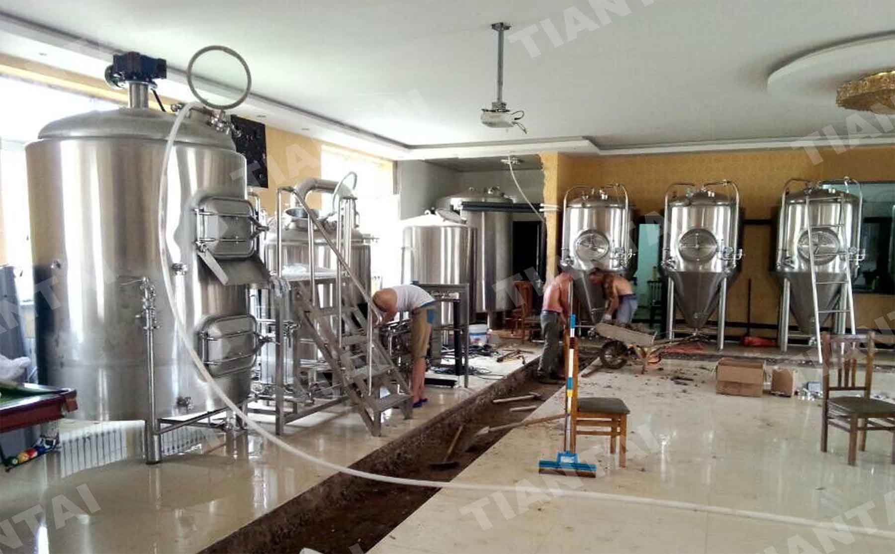 Two vessel 15HL beer brewing system during installation